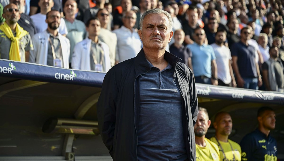 Fenerbahçe'de Mourinho'nun derbi planı: Futbolculara ilk uyarı