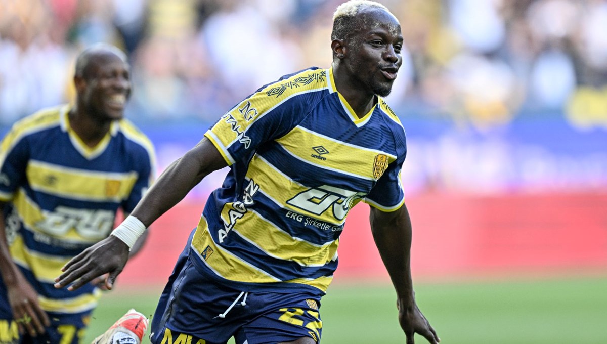Ankaragücü Gaziantep'i 3 golle geçti Ankaragücü Gaziantep'i 3 golle geçti