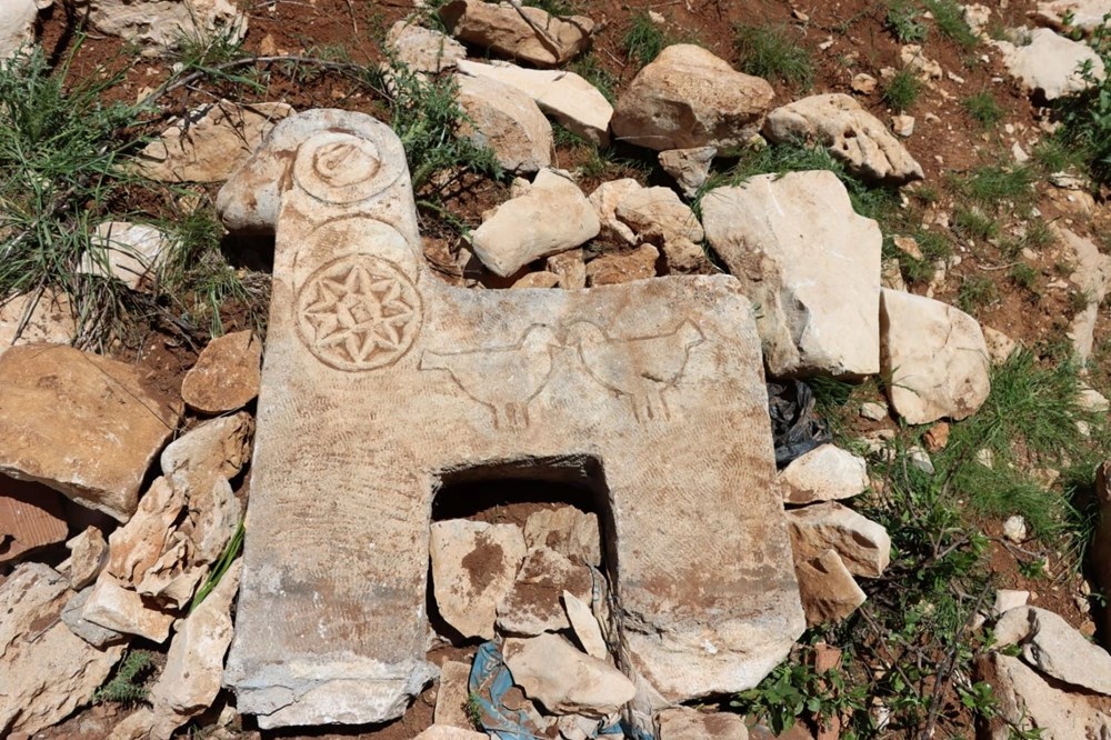 Kırmızı bültenle aranan tarihi mezar taşı bulundu - 5