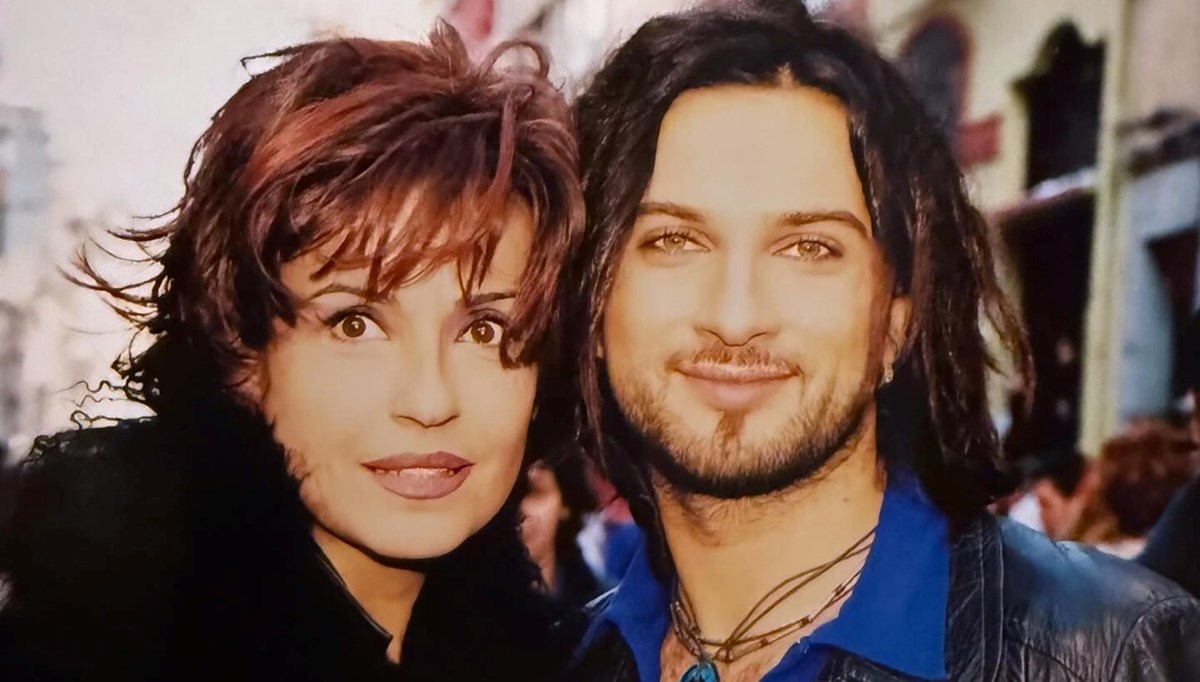 Tarkan ile Ayşegül Aldinç 23 yıl öncesine götürdü (Ünlülerin çocukluk ve gençlik halleri) Tarkan ile Ayşegül Aldinç 23 yıl öncesine götürdü (Ünlülerin çocukluk ve gençlik halleri)