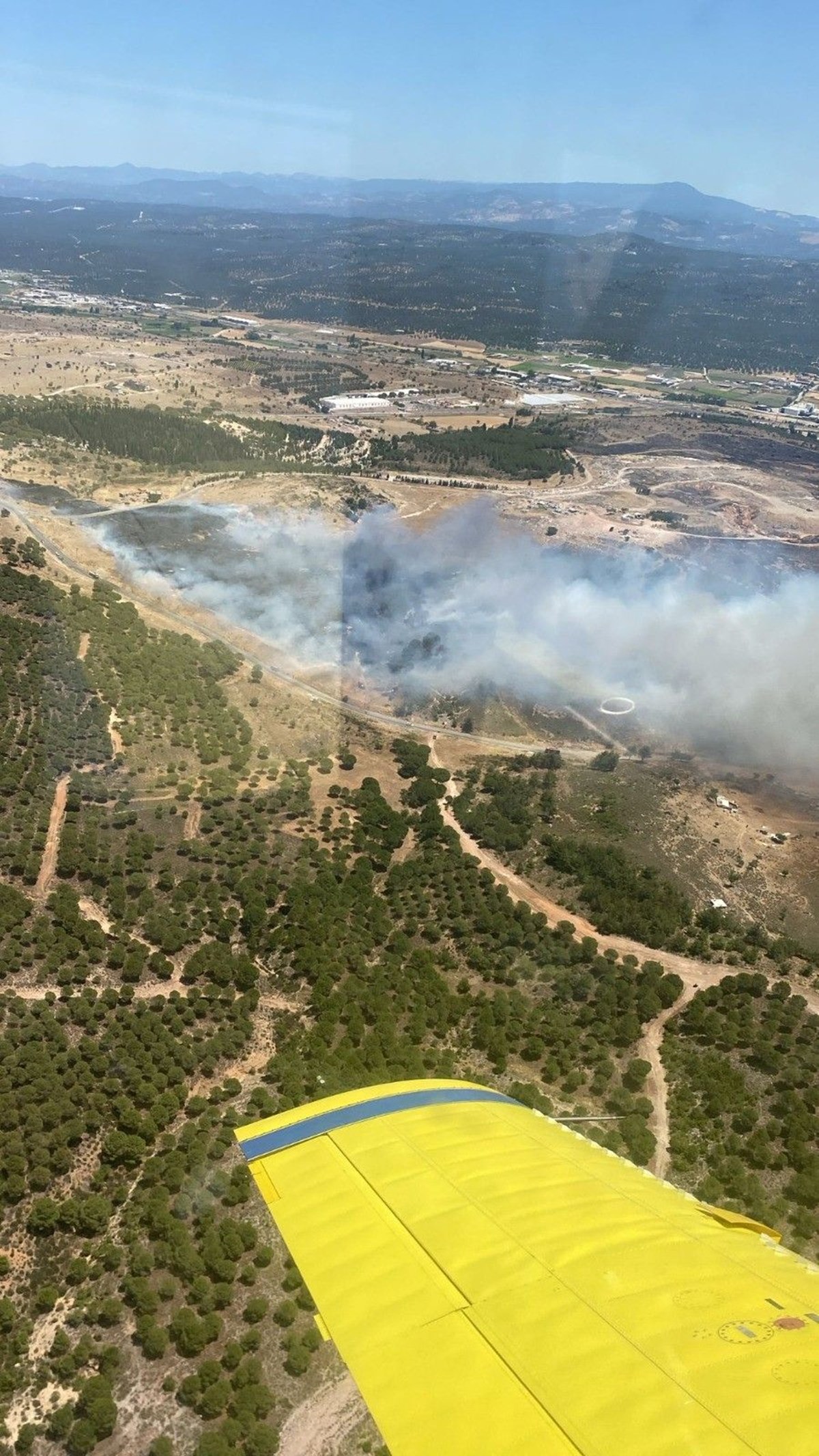 Ayvalık'ta çöp depolama alanında yangın: Müdahale sürüyor