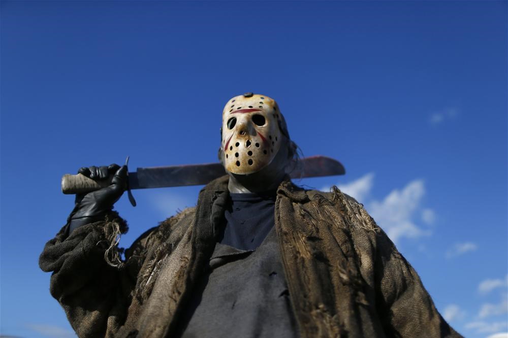 Freddy vs Jason - Ultimate Jason Voorhees Figure by NECA - Toyark Photo Shoot -
