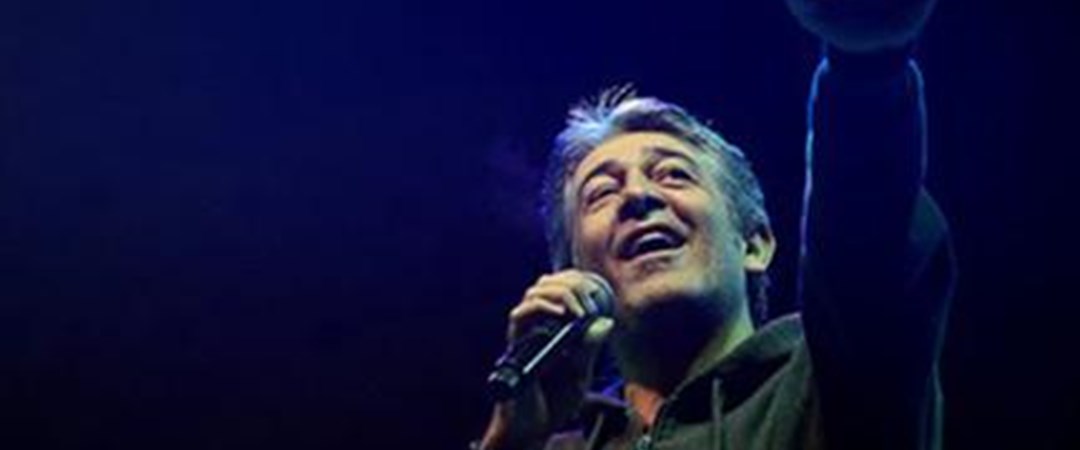 Murat göğebakan биография. Murat Göğebakan певец. Murat Göğebakan история жизни. Murat Göğebakan хайоти. Murat Göğebakan биография на русском языке с переводом.
