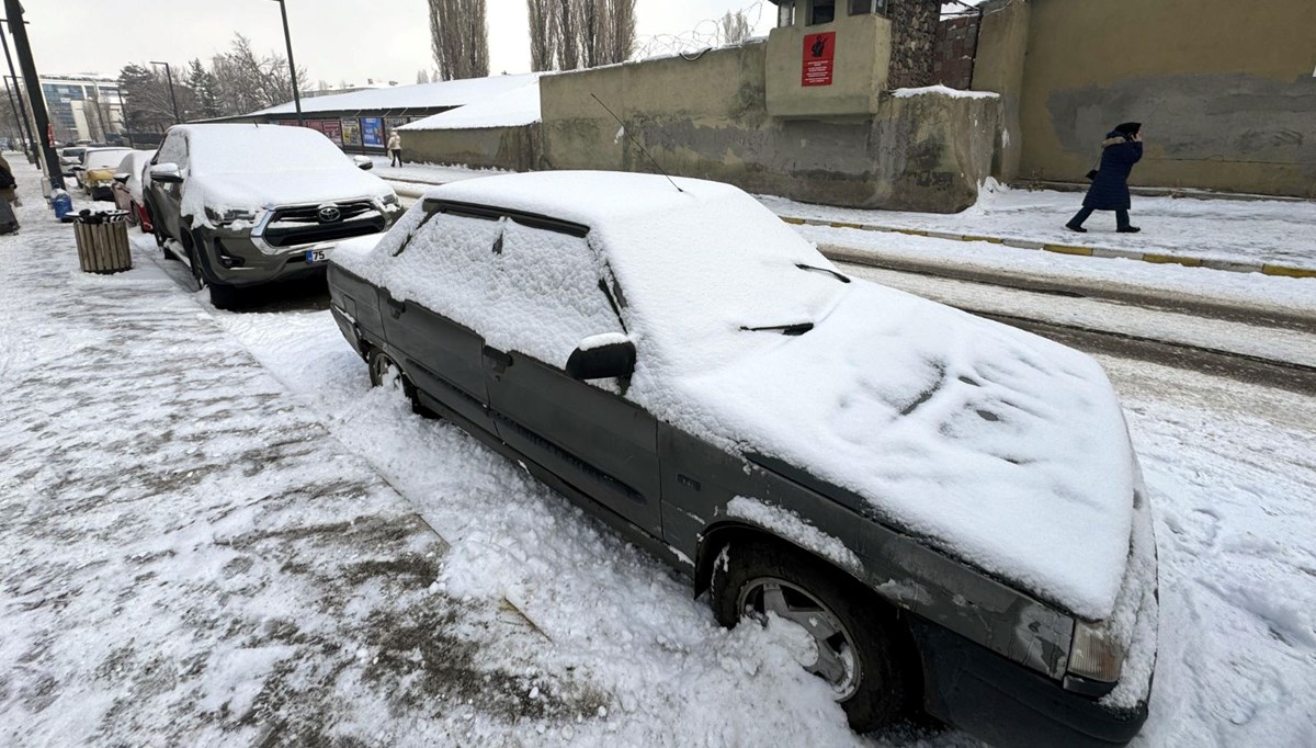 Türkiye'nin en soğuk yeri: Termometreler eksi 23,3'ü gösterdi