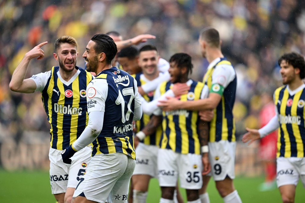 Süper Lig'de gol krallığı güncellendi: Icardi, Dzeko'yu yakaladı - 1