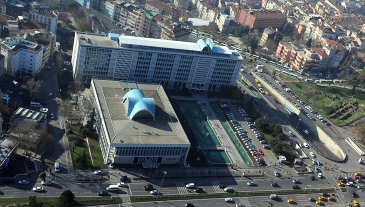 İBB'ye usulsuz harcama soruşturması İBB'ye usulsuz harcama soruşturması