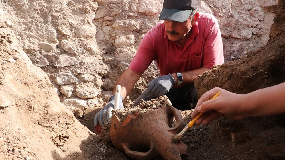 Antiocheia Antik Kenti'nde Roma dönemine ait odalar ve sunu kapları bulundu - 3 Tourmag tourmag-antiocheia-antik-kentinde-roma-donemine-ait-odalar-ve-sunu-kaplari-bulundu--3