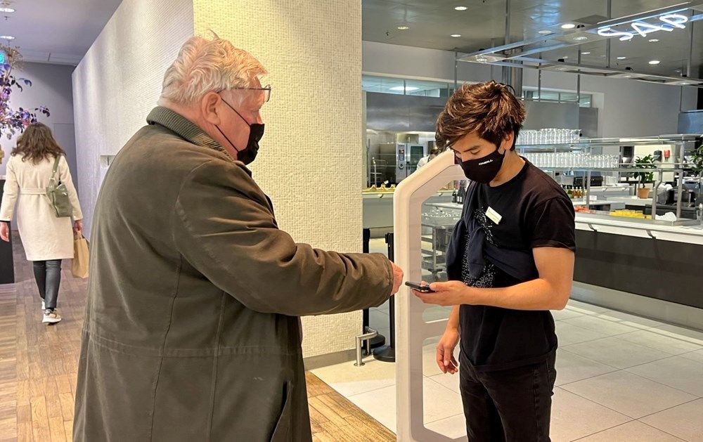 Dünyada Covid-19 kısıtlamaları sona eriyor: İşte tedbirleri kaldıran ülkeler - 5