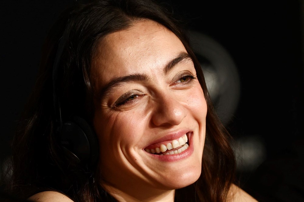 Merve Dizdar Cannes Film Festivali'nde en iyi kadın oyuncu ödülünü aldı - 23