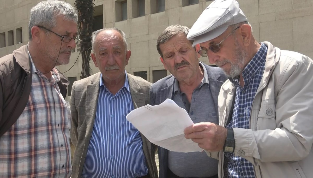 Lüks araçlarla gezdirdiler, lüks otelde konaklattırdılar: Yaşlı köylülerin ev ve arazilerine çöktüler Lüks araçlarla gezdirdiler, lüks otelde konaklattırdılar: Yaşlı köylülerin ev ve arazilerine çöktüler