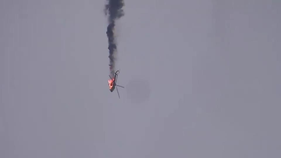 İdlib'de Esad rejimine ait helikopter düşürüldü - 1