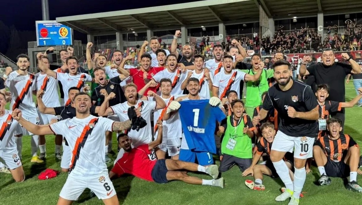 İzmir Çoruhlu FK evinde kazandı