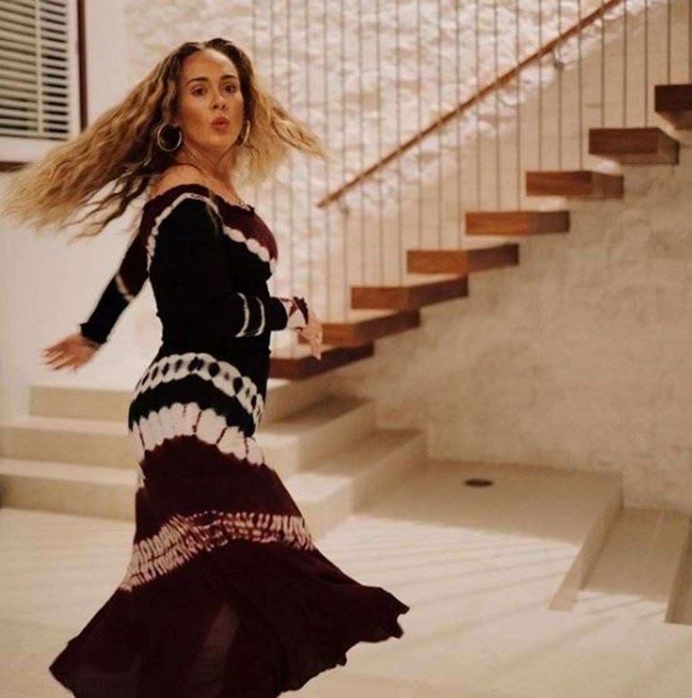 Adele 30 adlı albümüyle satış rekoru kırdı - 2