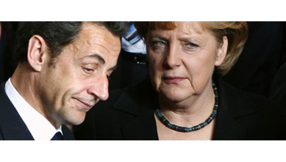 Merkel Sarkozy için devrede