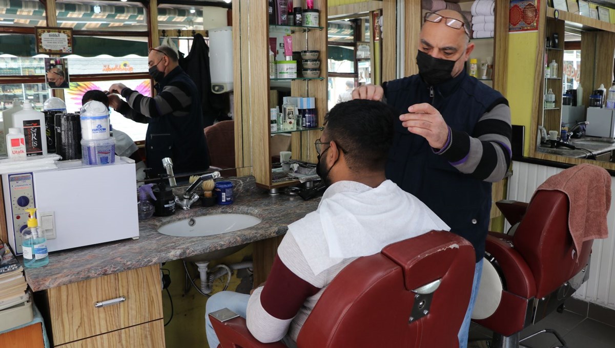 68 bin 143 berber, kuaför, güzellik merkezi, sauna ve masaj salonu kontrol edildi