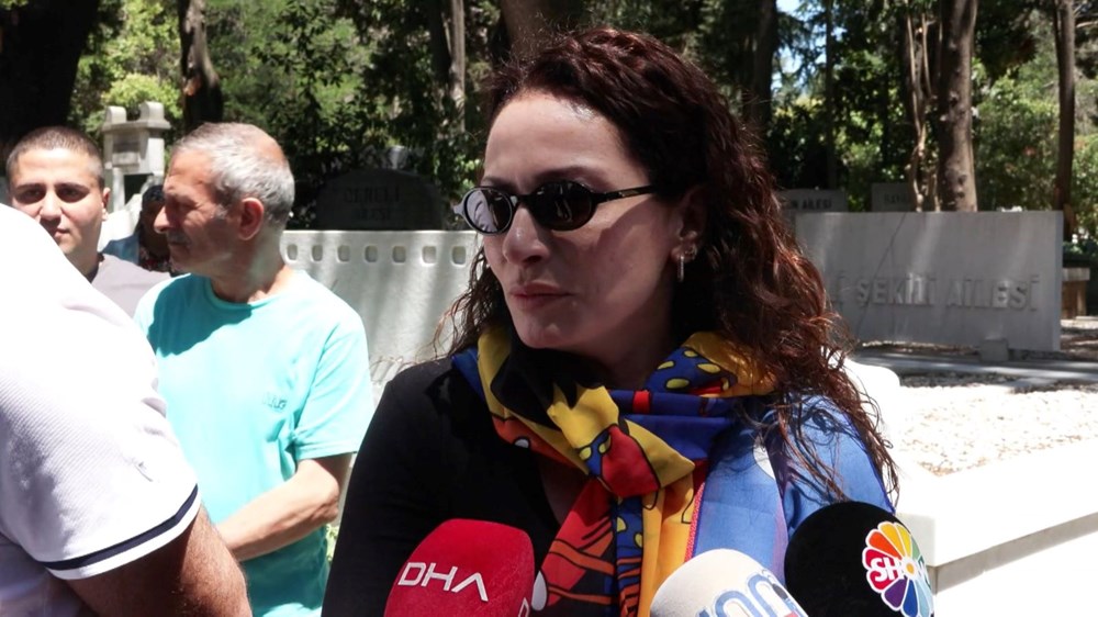Kemal Sunal'ın kabri başında anma töreni: Her sene daha yorucu oluyor - 5