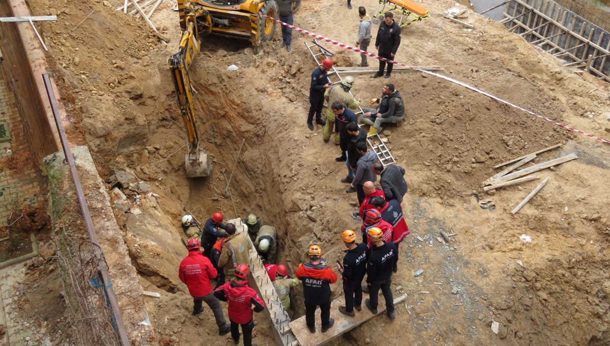 Sancaktepe'de bir işçi toprak altında kaldı