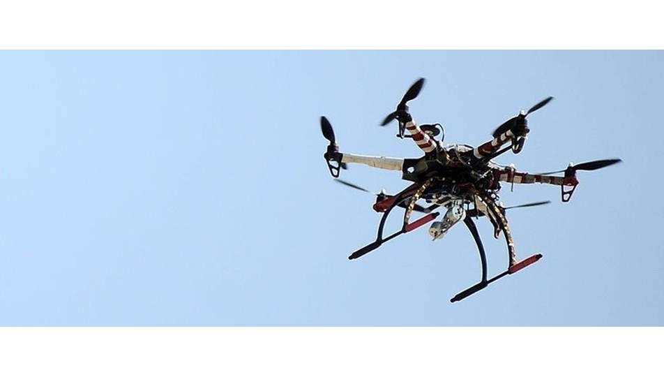 Silvan'da izinsiz uçurulan ''drone'' düşürüldü