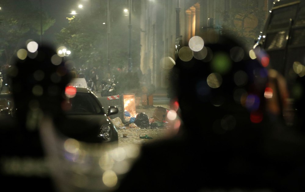 İtalya'nın Napoli kentinde sokağa çıkma yasağı olaylı başladı - 6