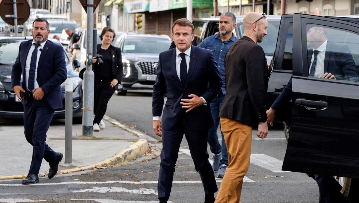 Yeni Kaledonya'da isyanlar devam ediyor: Macron bölgeye gitti Yeni Kaledonya'da isyanlar devam ediyor: Macron bölgeye gitti