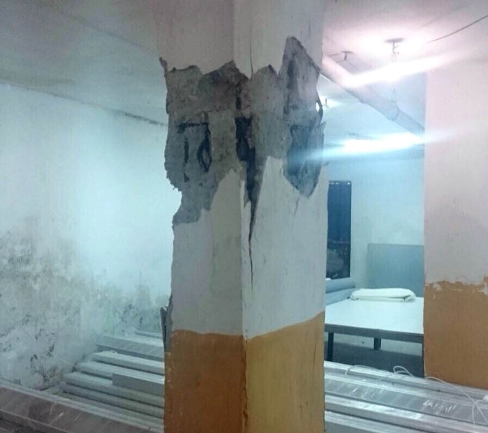 Avcılar’daki taşıyıcı kolonu patlayan 6 katlı bina boşaltıldı - 1