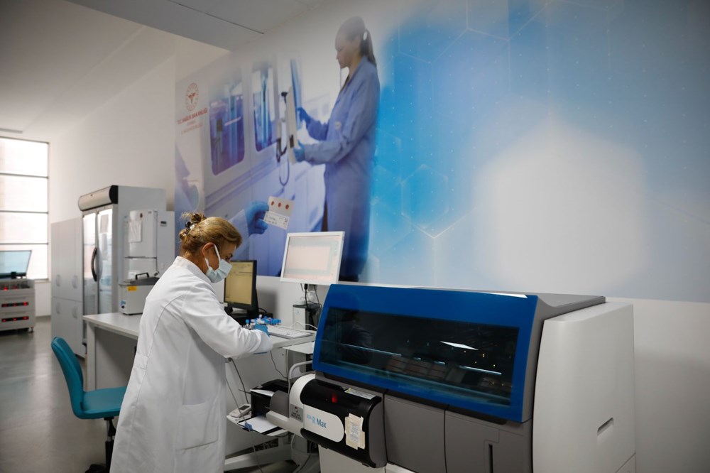 İstanbul'daki laboratuvarlarda 6 Eylül hazırlığı (Zorunlu PCR testi dönemi başlıyor) - 7