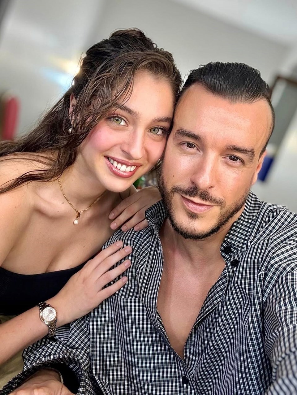 Cemre Baysel ve Cem Adrian bir arada - 1