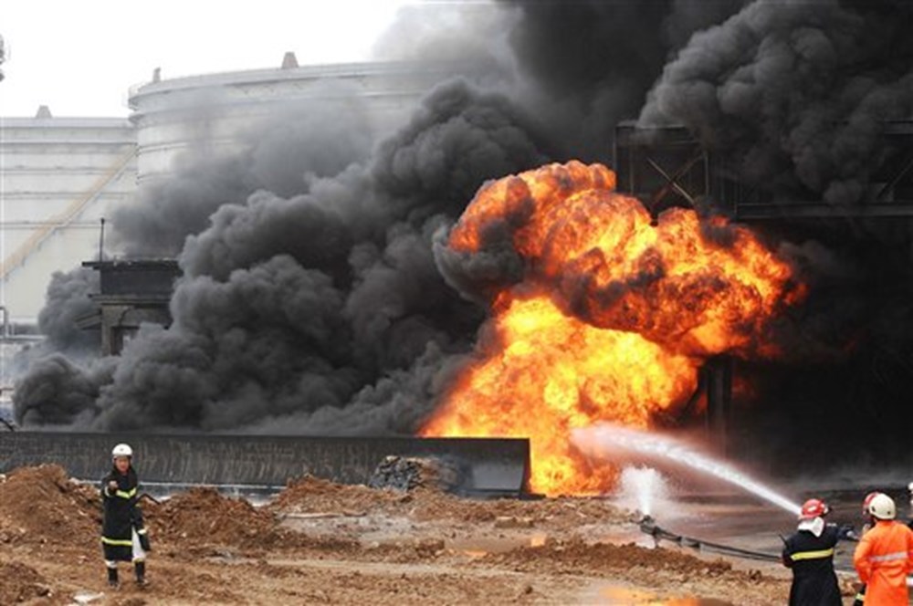 Petrol denizinde ölüm kalım - 1