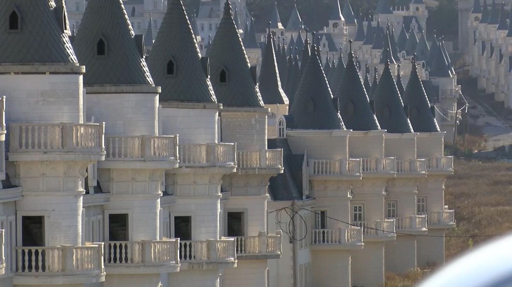 Peri Masalı'ndan dev vurgun çıktı! Bolu'daki şato dolandırıcılığına 885 yıl hapis talebi - 6