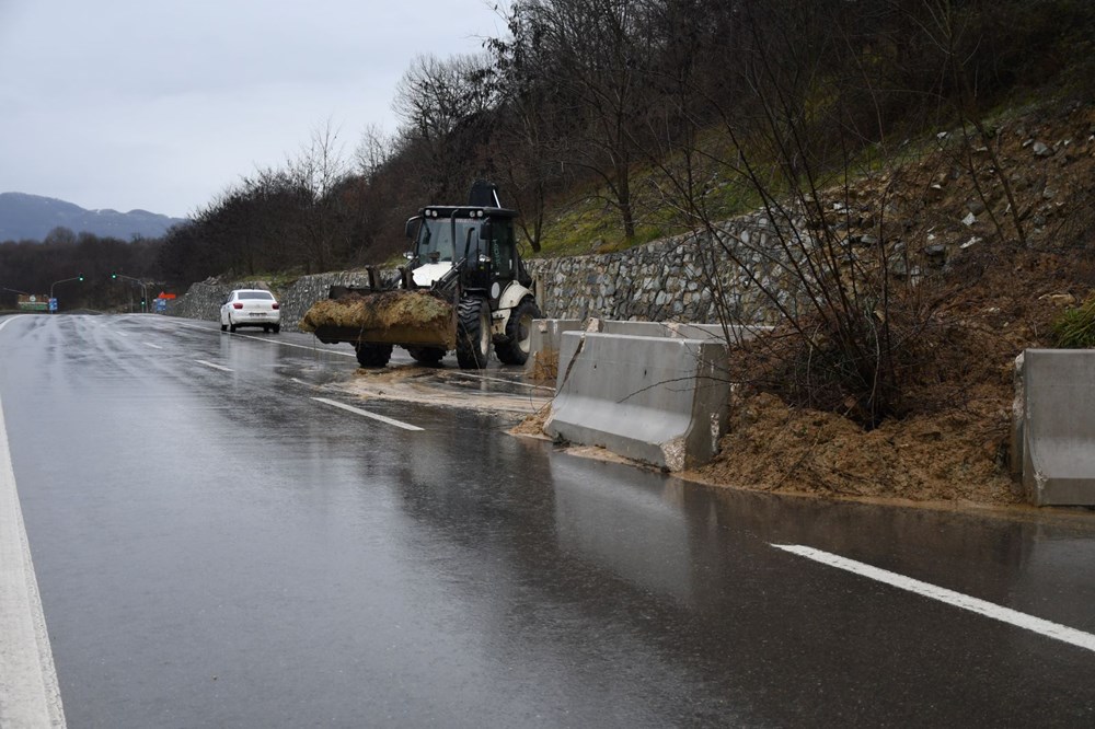 Düzce-Gölyaka Yolu'nda heyelan: Ulaşımda aksama yaşanıyor - 7