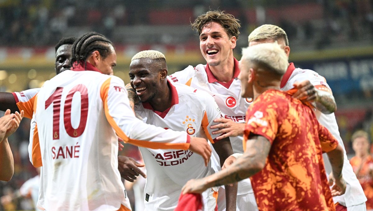 Galatasaray 4 attı, ilkler de beraberinde geldi