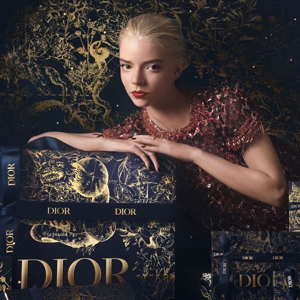 Anya Taylor-Joy Dior'un Noel kampanyasında - 3