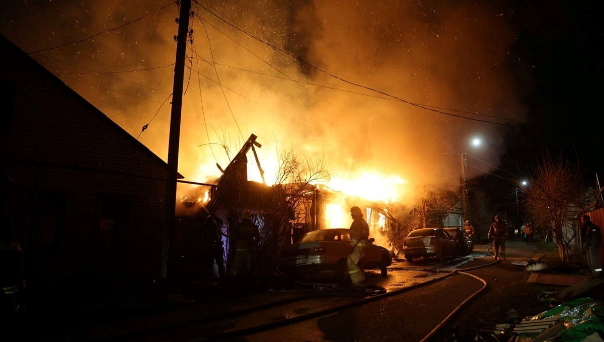 Saldırılar şiddetlendi: Zaporijya'daki Rus saldırısında 2 kişi öldü