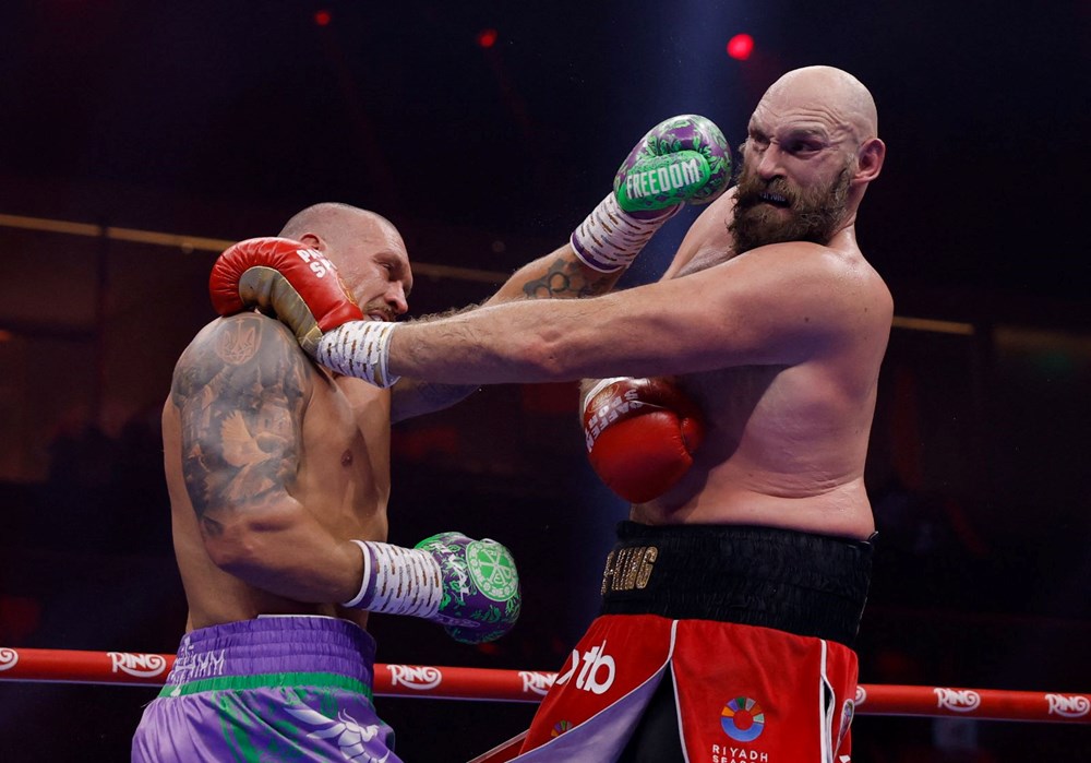Dev maçta kazanan belli oldu: Oleksandr Usyk, Tyson Fury'yi bir kez daha yendi - 3