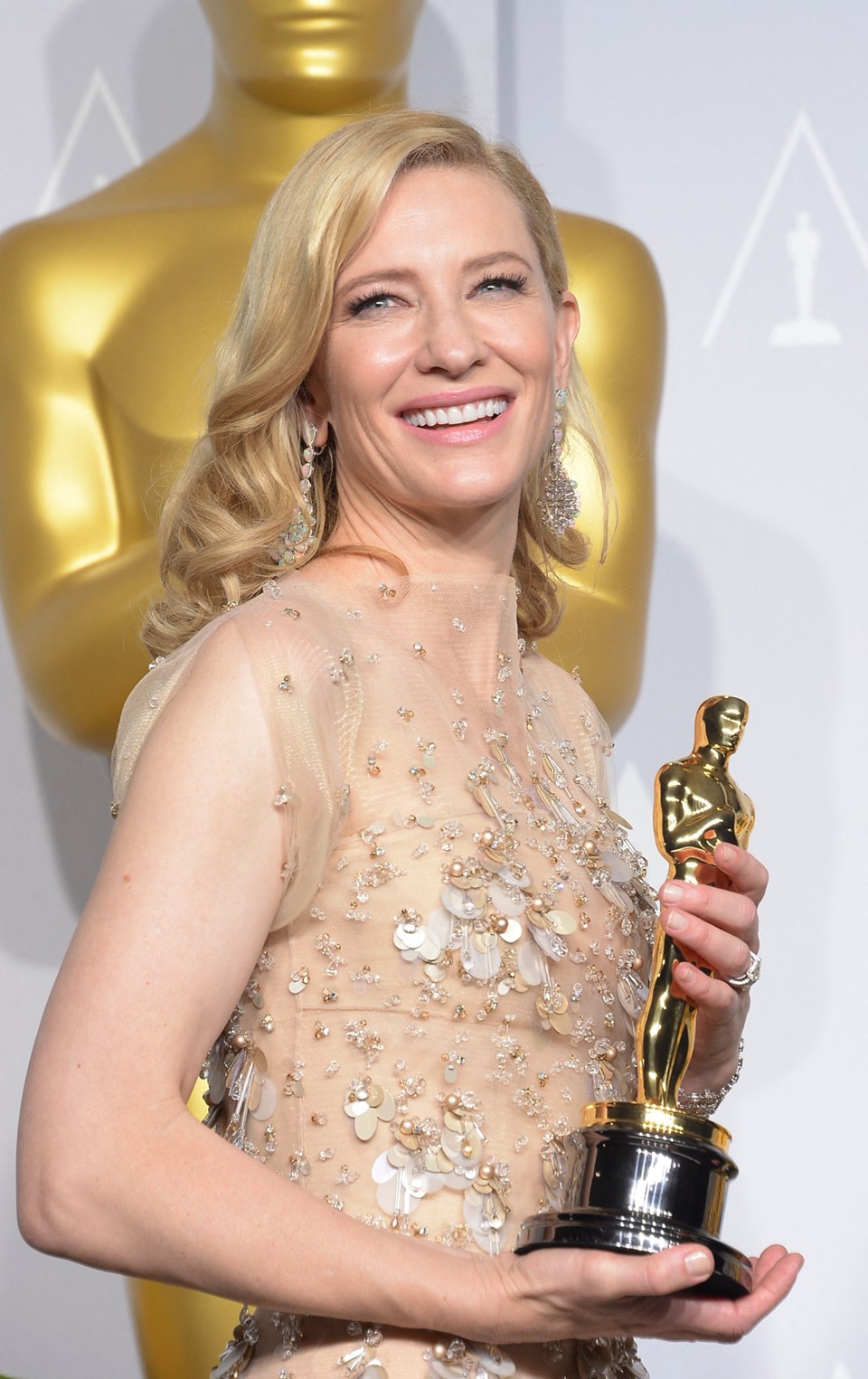 Oscar ödüllü oyuncu Cate Blanchett oyunculuğu bırakacak - 1