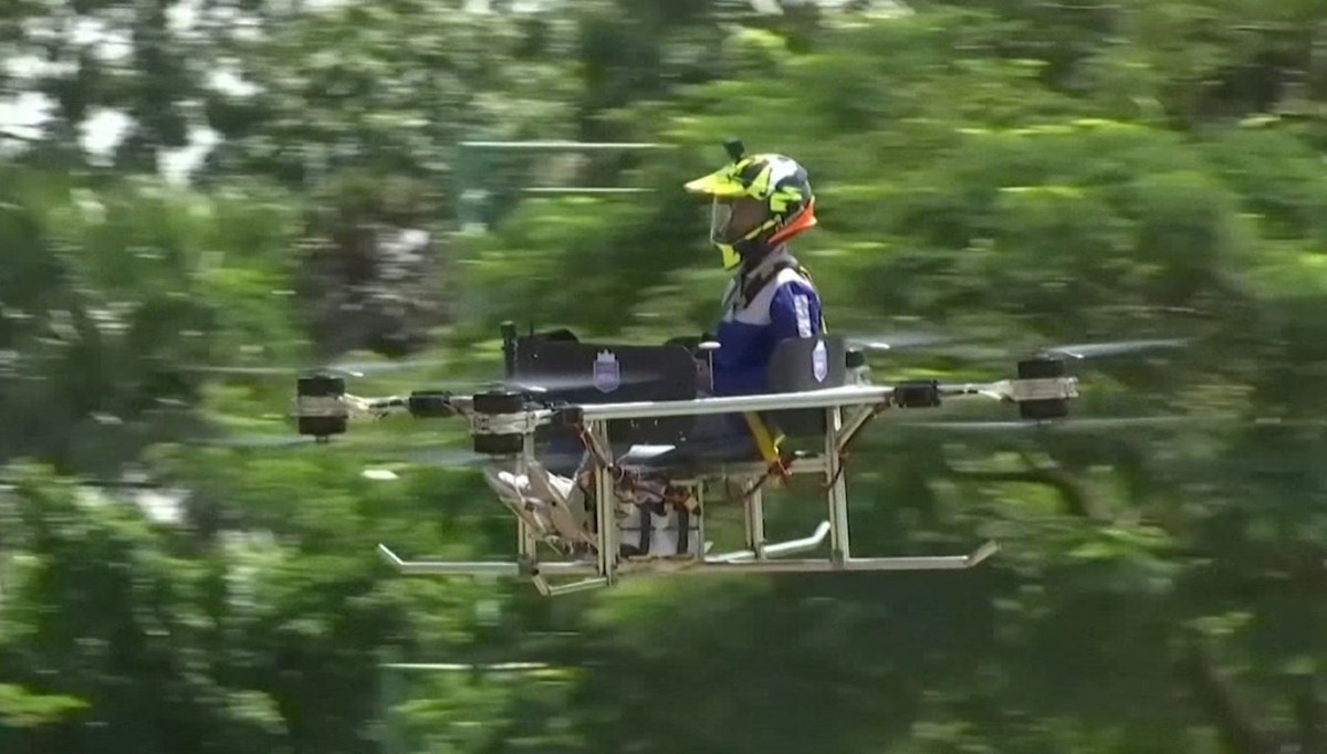 Bu drone insan taşıyor: Pilot koltuğu okul sandalyesinden