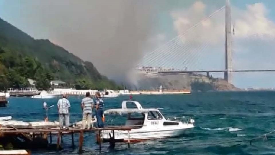 Yavuz Sultan Selim Köprüsü yakınında orman yangını - 1