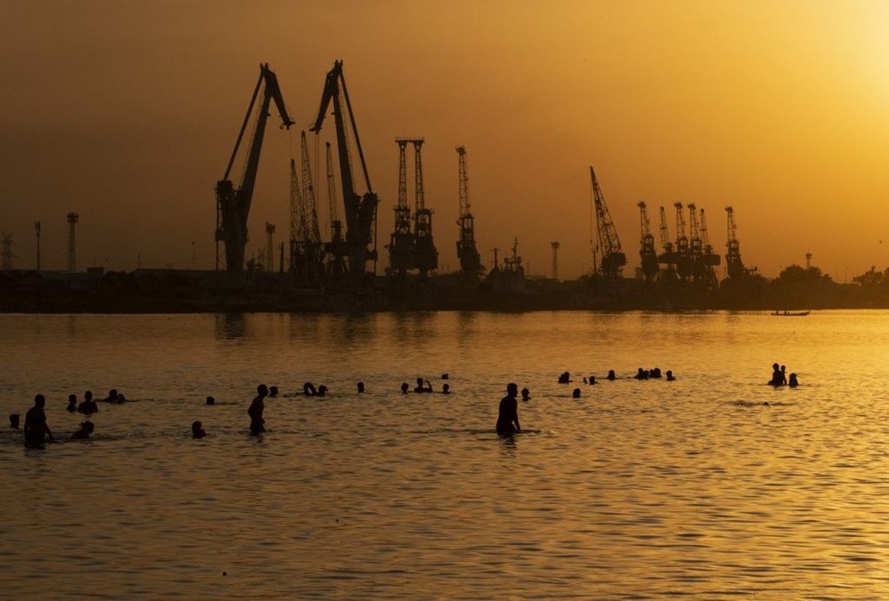 Temperature exceeded 50 degrees in the shade in Iraq: Ice demand exploded - 4