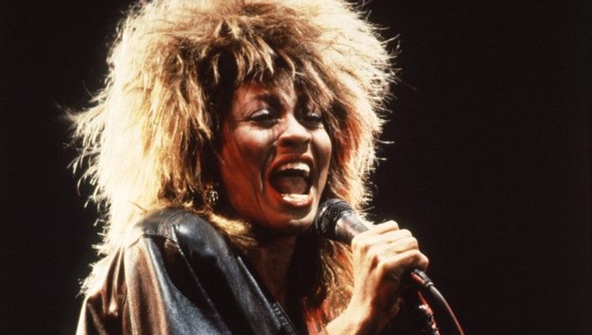 Tina Turner bütün şarkılarının haklarını BMG'ye sattı