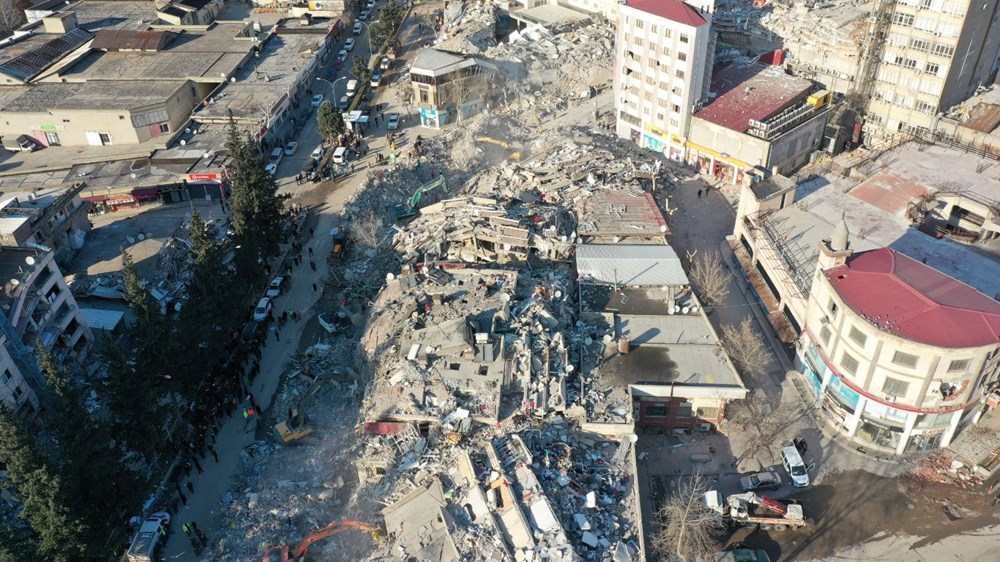 Türkiye'yi yalnız bırakmadılar! Birçok ülkeden depremzedeler için yardım kampanyası - 14