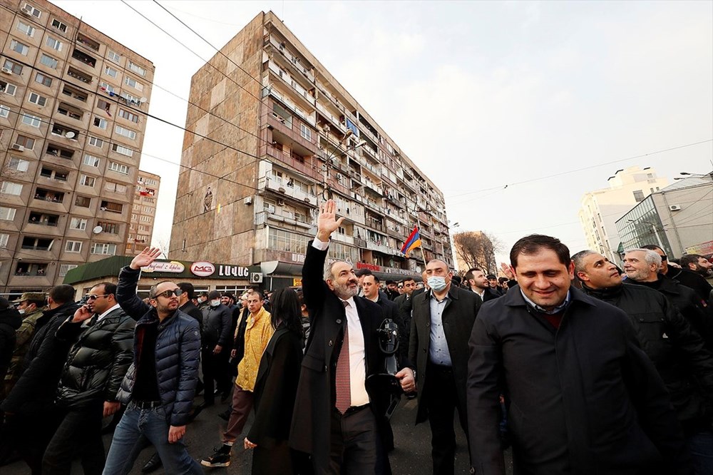 Ermenistan'da Paşinyan destekçilerine seslendi - 5