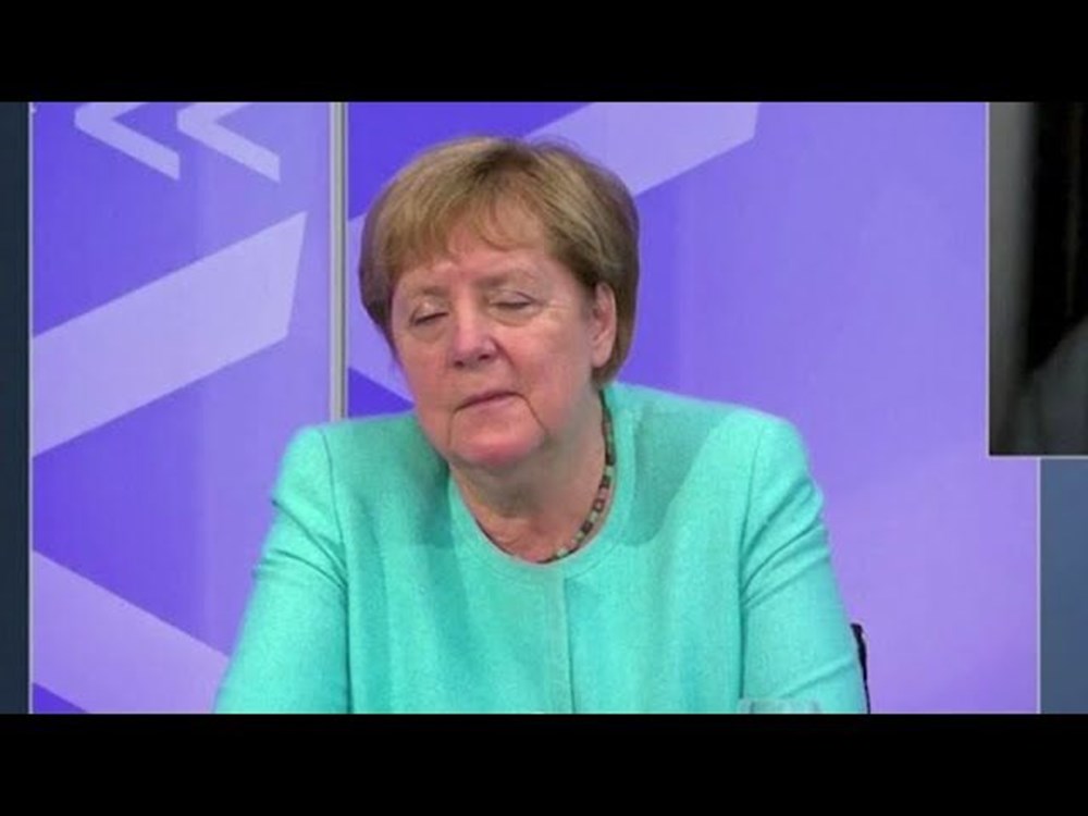 Angela Merkel televizyonda uyuya kaldı - 3