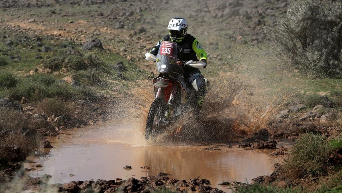 Dakar Rallisi'nde kaza yapan motosikletçi Falcon hayatını kaybetti