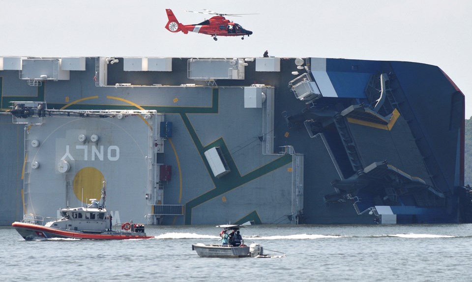 ABD'de alabora olan yük gemisindeki son 4 kişilik mürettabat kurtarıldı - 1