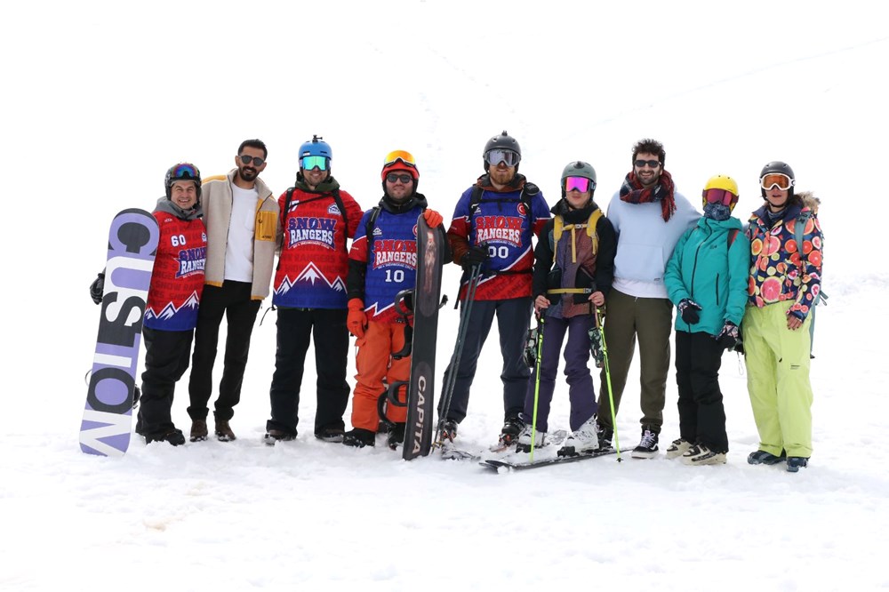 Hakkari'deki kayak merkezi nisanda da kayak tutkunlarını ağırlıyor - 12