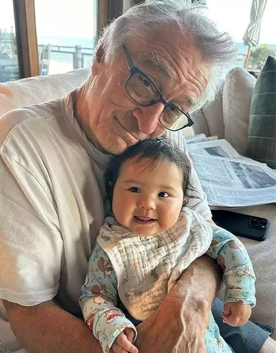 Robert De Niro'dan ebeveynlere tavsiye: 79 yaşında baba olmuştu - 1