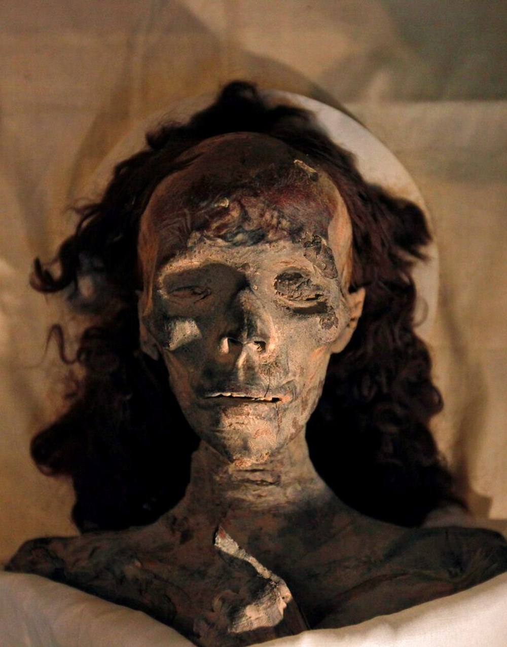 En son 100 yıl önce bulunmuştu: Tutankhamun'dan sonra 3 bin 500 yıllık kral mezarı keşfedildi! - 2