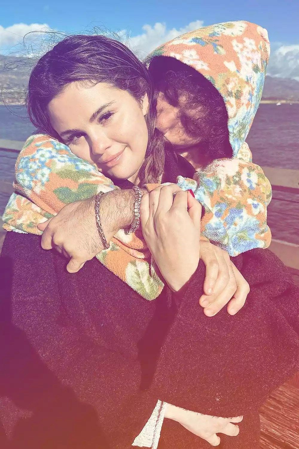 Selena Gomez'in ilişkisi "giderek ciddileşiyor" - 4