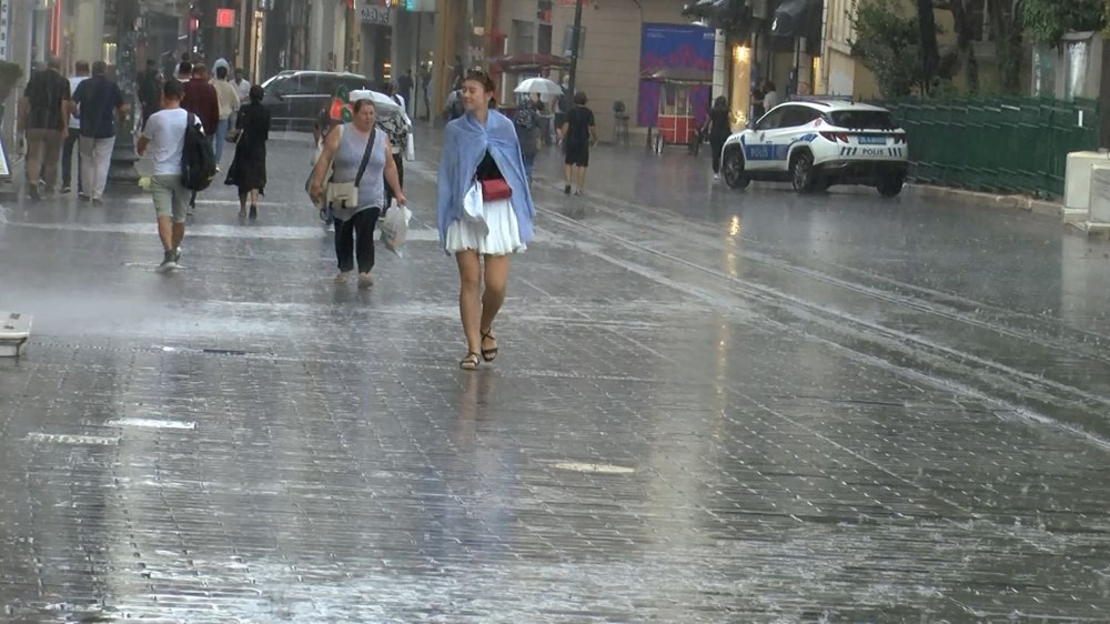 İstanbul'da sağanak etkili oluyor - 10