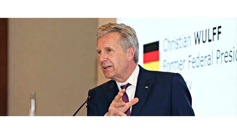 Eski Almanya Cumhurbaşkanı Christian Wulff: Türkiye'nin başarısından mutluluk duymalıyız